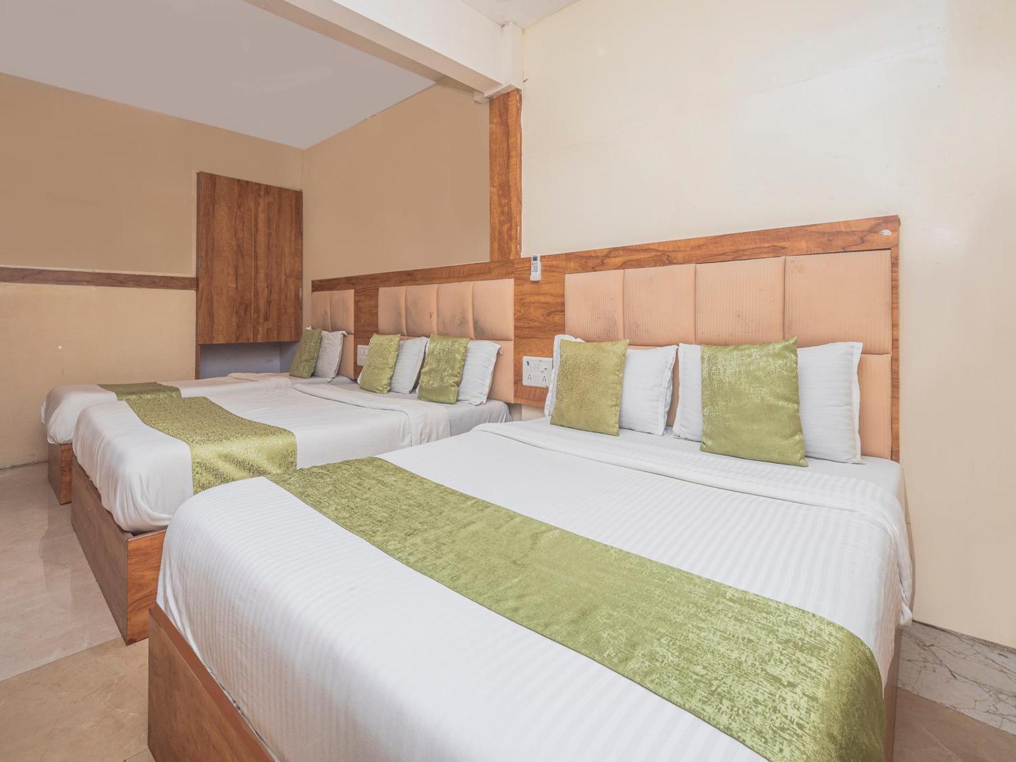 Hotel Al Madina Palace Мумбаї Екстер'єр фото