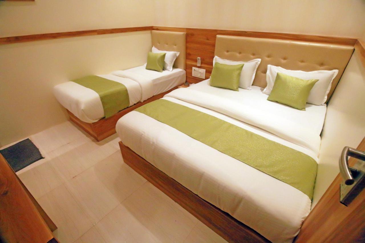 Hotel Al Madina Palace Мумбаї Екстер'єр фото